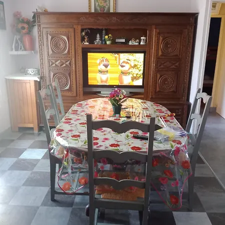 Maison Complete * モンリュソン