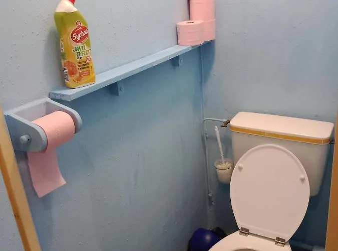 Holiday home Maison Complete Montlucon